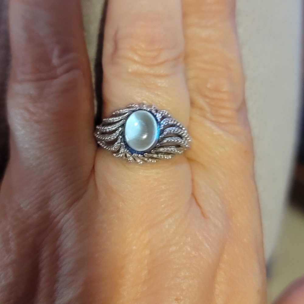 White Gold Rhodium over 925 Sterling Silver Blue‎ Topaz Oval Cut Women's ring  9